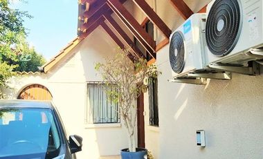 Casa en Arriendo en Sanchez Fontecilla con El Valle