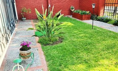 Casa en Arriendo en Sanchez Fontecilla con El Valle