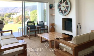 Arriendo febrero: Cómodo departamento con jardín en Marbella