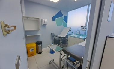 Venta de Consulta en Edificio El Cobre