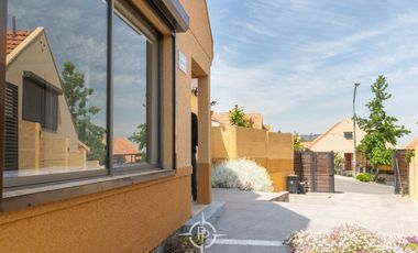 Casa con vista cordillera en sector privilegiado de La Florida, macul alto 3d 3b 3e