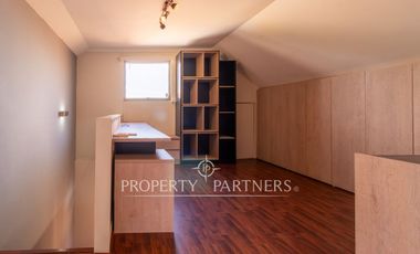 Casa con vista cordillera en sector privilegiado de La Florida, macul alto 3d 3b 3e