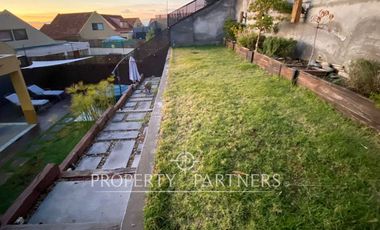 Casa con vista cordillera en sector privilegiado de La Florida, macul alto 3d 3b 3e