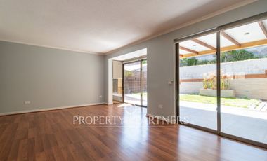 Casa con vista cordillera en sector privilegiado de La Florida, macul alto 3d 3b 3e