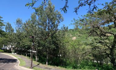 TERRENO EN VENTA EN URB. LA VIÑA TUMBACO