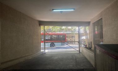 Estacionamiento en Venta en Metro Los Leones