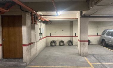 Estacionamiento en Venta en Metro Los Leones