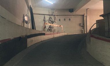 Estacionamiento en Venta en Metro Los Leones