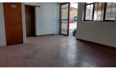 LOCAL EN RENTA / A 2 CUADRAS DEL CENTRO / VALLE DE BRAVO