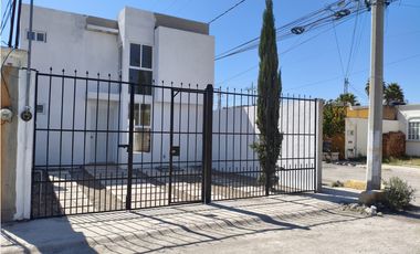 Casa en venta en la Zona de Tulipanes, Mineral de la Reforma