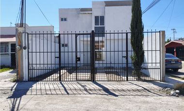 Casa en venta en la Zona de Tulipanes, Mineral de la Reforma
