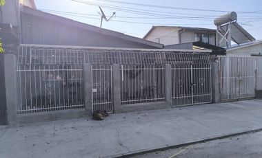 Se vende propiedad  con 2 casas, La Granja