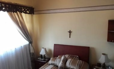 CASA EN VENTA EN EL CENTRO/CHINCHINA