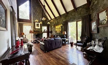 Exclusiva casa de 5 dormitorios en Villuco, Chiguayante