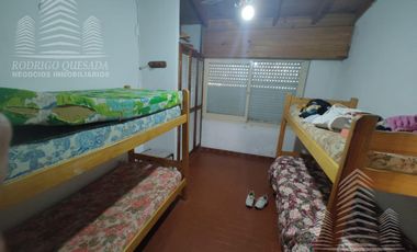 Casa en venta de 3 dormitorios c/ cochera en Costa Azul