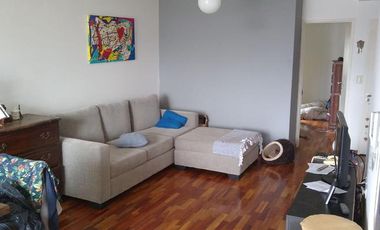 Excelente departamento de 2 ambientes al contrafrente c/cochera. Banfield E