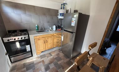 Block de 1 casa 3 deptos y 1 local