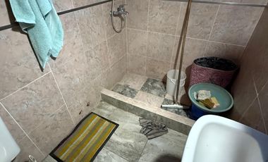 Block de 1 casa 3 deptos y 1 local