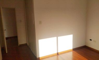 Semipiso de 3 AMB C/ cochera. Excelente ubicación. Alquilado H/ Junio de 2025- Banfield E.