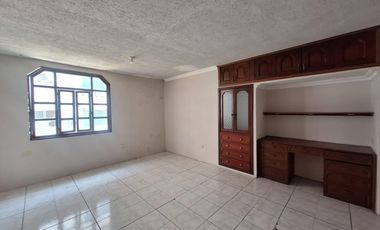 Casa en alquiler, Kennedy Norte,Guayaquil | 4 dormitorios   estudio para oficinas o consultorios
