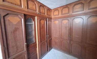 Casa en alquiler, Kennedy Norte,Guayaquil | 4 dormitorios   estudio para oficinas o consultorios