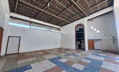 Casa en alquiler, Kennedy Norte,Guayaquil | 4 dormitorios   estudio para oficinas o consultorios