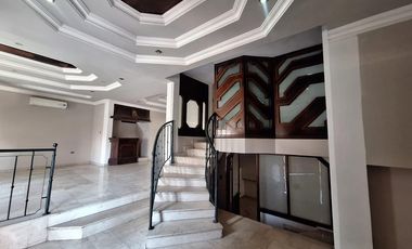 Casa en alquiler, Kennedy Norte,Guayaquil | 4 dormitorios   estudio para oficinas o consultorios