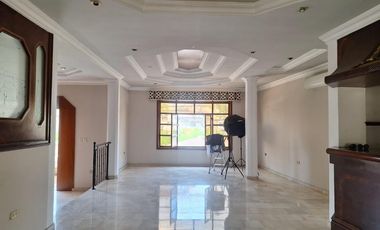 Casa en alquiler, Kennedy Norte,Guayaquil | 4 dormitorios   estudio para oficinas o consultorios