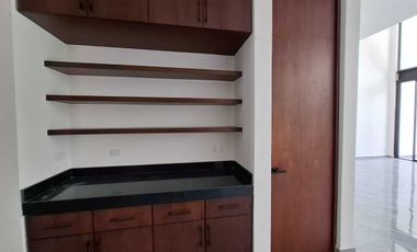 CASA EN VENTA EN PRIVADA TAMARA ,ZONA COUNTRY