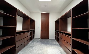 CASA EN VENTA EN PRIVADA TAMARA ,ZONA COUNTRY