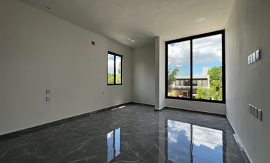 CASA EN VENTA EN PRIVADA TAMARA ,ZONA COUNTRY