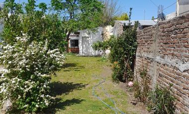 Casa en venta - 8 Dormitorios 7 Baños - Cocheras - 600Mts2 - Ezpeleta