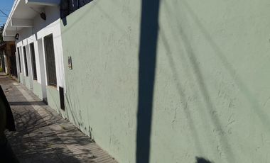 Casa en venta - 8 Dormitorios 7 Baños - Cocheras - 600Mts2 - Ezpeleta