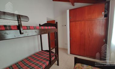 Dúplex en venta de 2 dormitorios c/ cochera en Costa Azul