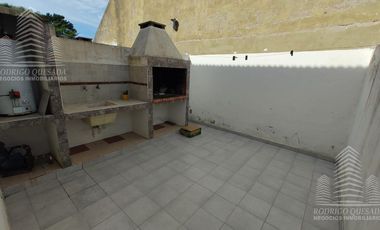 Dúplex en venta de 2 dormitorios c/ cochera en Costa Azul