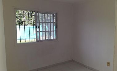 Casa en venta - 2 Dormitorios 1 Baño - Cochera - 135Mts2 - Baradero