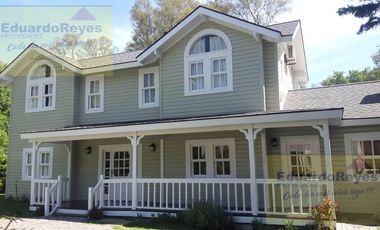 CHALET CON VISTA AL GOLF Y PISCINA EN COUNTRY EL PARAISO