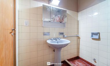 Venta - Casa 7 ambientes - Parque - Chauvin