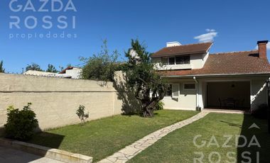 Casa en venta en Temperley
