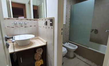 EXCLUSIVO DEPARTAMENTO DE 3 AMBIENTES CON COCHERA Y BAULERA