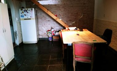 Casa en venta - 4 Dormitorios 2 Baños - 200Mts2 - Almagro