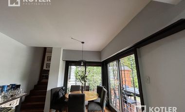 Chalet de 5 dormitorio con Cochera, jardin y pileta.