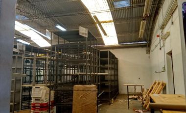 Nave Industrial - Haedo - Venta con Renta