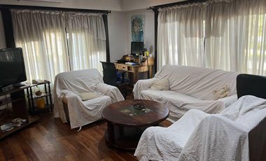 Casa en  Turdera 4 dormitorios apto credito!!