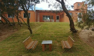 Casa en venta - 3 Dormitorios 2 Baños - Cocheras - 1195Mts2 - Residencial I, Costa Esmeralda