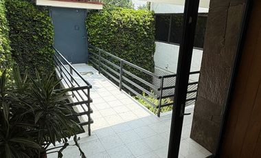 SE RENTA OFICINA INDEPENDIENTE EN LA FLORIDA SATELITE SIN USO DE SUELO