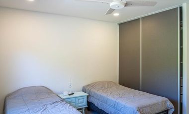 Excelente casa a estrenar en Carilo a 1 cuadra del mar