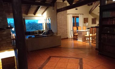 VENTA EXCELENTE CASA EN LA GRANJA 3D 2B. IDEAL TURISTICO