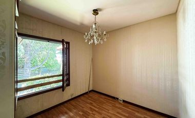 Casa en venta - 5 Dormitorios 7 Baños - Cochera - 1.150Mts2 - Ringuelet