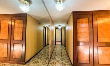 Casa en venta - 5 Dormitorios 7 Baños - Cochera - 1.150Mts2 - Ringuelet